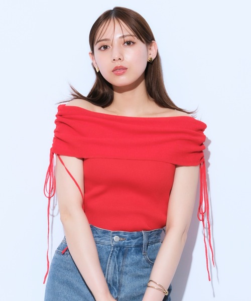 Mystrada（マイストラーダ）の「クロップドオフショルニット