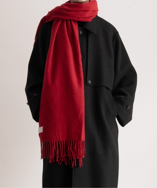 CASPER JOHN（キャスパージョン）の「Lamb wool100% muffler/ラムウール100%マフラー（マフラー・メンズ・ブラック/アイボリー/レッド/ブラウン・FREE）」の4枚目の写真