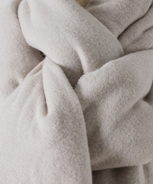 CASPER JOHN（キャスパージョン）の「Lamb wool100% muffler/ラムウール100%マフラー（マフラー・メンズ・ブラック/アイボリー/レッド/ブラウン・FREE）」の18枚目の写真