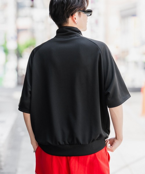 SIDEWAY STANCE(サイドウェイスタンス)の「【SIDEWAY STANCE】ワンポイント ハーフジップ 半袖 ジャージ(Tシャツ/カットソー・メンズ・ダークブラウン/ブラック系1/ラベンダー/ブラック系/グレー/ブラック・MEDIUM/LARGE)」の21枚目の写真