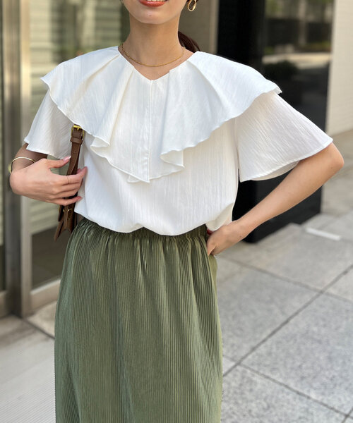 Chez toi（シェトワ）の「【大人かわいいが叶う】ネックフリルブラウス（シャツ/ブラウス・レディース・オレンジ/サックスブルー/ブラック/オフホワイト・FREE）」の21枚目の写真