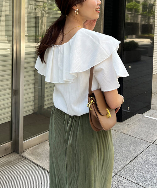 Chez toi（シェトワ）の「【大人かわいいが叶う】ネックフリル