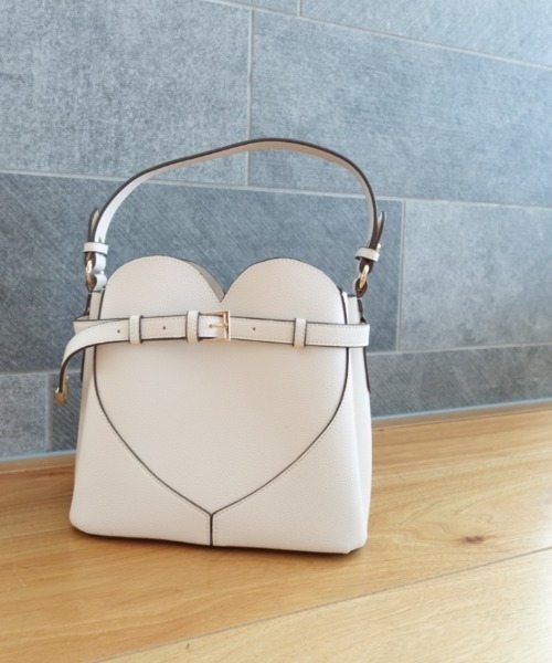追加2］ハートモチーフベルトBAG 131772（ショルダーバッグ）｜mysty