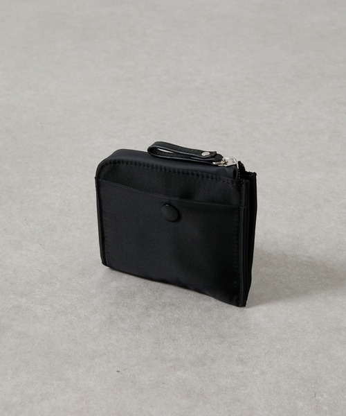 COLONY 2139（コロニートゥーワンスリーナイン）の「撥水ナイロン財布（財布・メンズ・ブラック/グレイッシュベージュ/グレー・FREE）」の2枚目の写真