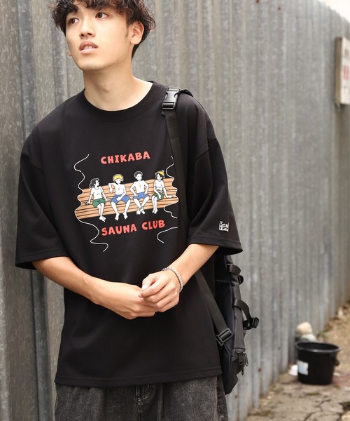 CHIKABA(チカバ)の「【CHIKABA SAUNA CLUB】 バックプリント サウナ 半袖 Tシャツ(Tシャツ/カットソー・メンズ・ホワイト系/ブラック/オートミール/ブラック系/ネイビー/ホワイト/ネイビー系/アイボリー系・LARGE/MEDIUM/X-LARGE)」の4枚目の写真