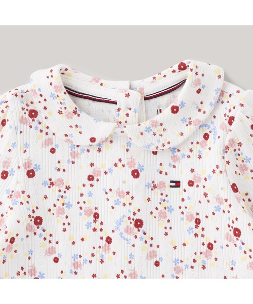 TOMMY HILFIGER（トミーヒルフィガー）の「BABY フラワーオールオーバープリントロングスリーブTシャツ（Tシャツ/カットソー・キッズ・マルチ・90cm/80/70cm）」の3枚目の写真