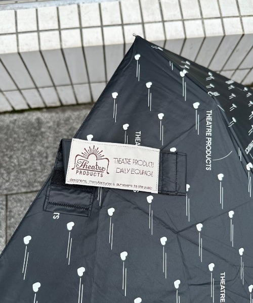 THEATRE PRODUCTS（シアタープロダクツ）の「ハートプリントUV PARASOL（折りたたみ傘・レディース・ブラック・FREE）」の4枚目の写真