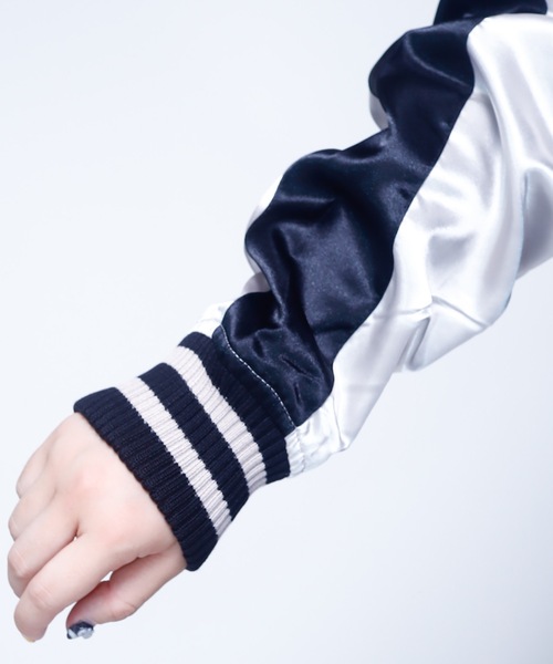 rovtski（ロフトスキー）の「ＮｅｔｆｌｉｘシリーズＯＮＥ　ＰＩＥＣＥ　スカジャン（スカジャン・レディース・ブラック・LL）」の15枚目の写真