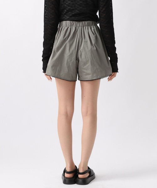 FOREVER 21（フォーエバー トゥエンティーワン）の「【2024SS】裾レーストラックショートパンツ（その他パンツ・レディース・グレー/ピンク・FREE）」の19枚目の写真