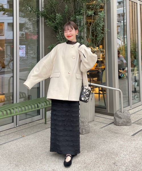 新品【hinari】ヒナリ　ウェーブデザインミドル　ベージュ フリーサイズ ウェーブデザインミドルコート（その他アウター）｜hinari