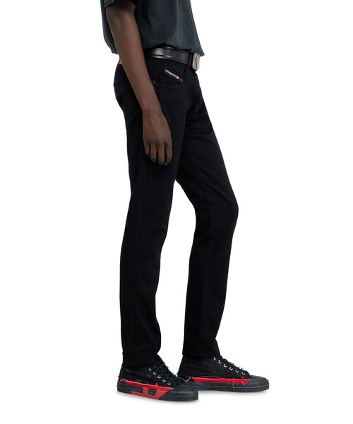 DIESEL（ディーゼル）の「メンズ デニム スリム 2019 D-STRUKT L.32（デニムパンツ・メンズ・ブラック・26inch/28inch/32inch/34inch/36inch/30inch）」の7枚目の写真