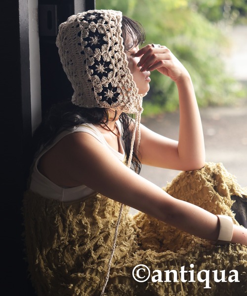 antiqua(アンティカ)の「バブーシュカ風ニット帽(ニットキャップ/ビーニー・レディース・ベージュ/ブラック・FREE)」の12枚目の写真