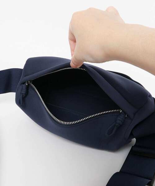 KBF（ケイビーエフ）の「スムースショルダーBAG（ショルダーバッグ・レディース・アイボリー/パープル/ネイビー・ONE）」の22枚目の写真