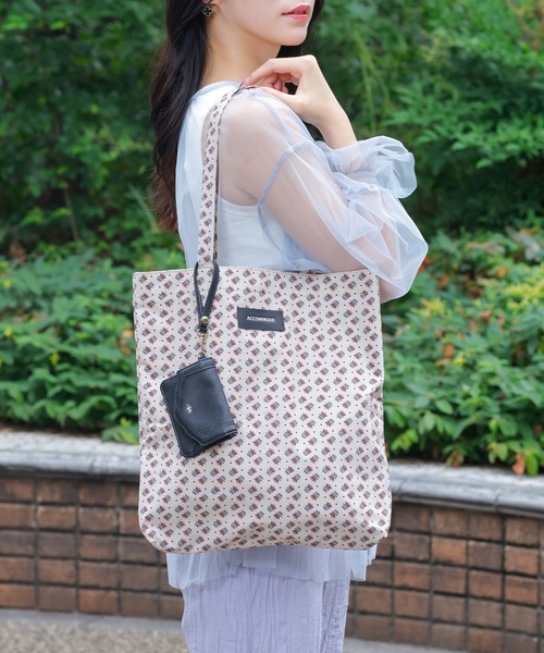 ACCOMMODE(アコモデ)の「レトロアソートトートバッグ(トートバッグ・レディース・ベージュ/パープル/ブルー・FREE)」の16枚目の写真