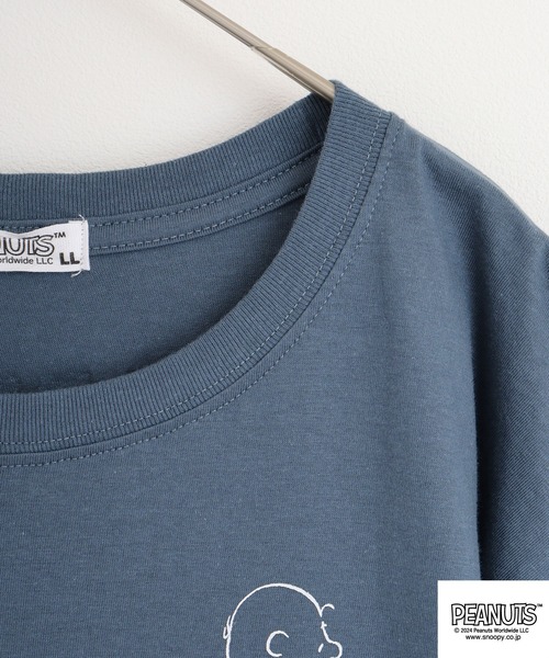 PEANUTS(ピーナッツ)の「PEANUTS 天竺発泡プリントTシャツ(Tシャツ/カットソー・メンズ・オフホワイト/ダークブルー/ライトパープル/ホワイト系/サックスブルー/コーラル・M/L/LL)」の10枚目の写真