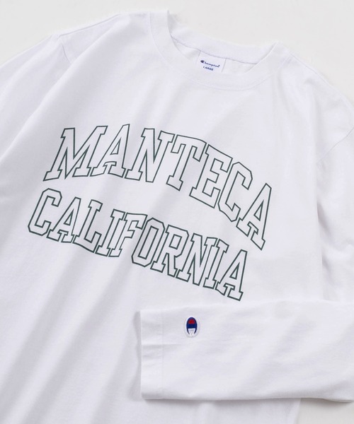 Champion(チャンピオン)の「【Champion/チャンピオン】UNION SPRINGS NY&MANTECA CALIFORNIA カレッジロゴプリント メンズベーシック ロングスリーブTシャツ/長袖Tシャツ(Tシャツ/カットソー・メンズ・グレー/ダークグリーン/オフホワイト/ホワイト/スミクロ/ネイビー・M/L/XL)」の2枚目の写真