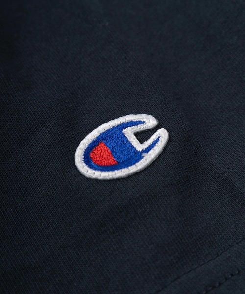 Champion(チャンピオン)の「【Champion/チャンピオン】UNION SPRINGS NY&MANTECA CALIFORNIA カレッジロゴプリント メンズベーシック ロングスリーブTシャツ/長袖Tシャツ(Tシャツ/カットソー・メンズ・グレー/ダークグリーン/オフホワイト/ホワイト/スミクロ/ネイビー・M/L/XL)」の13枚目の写真