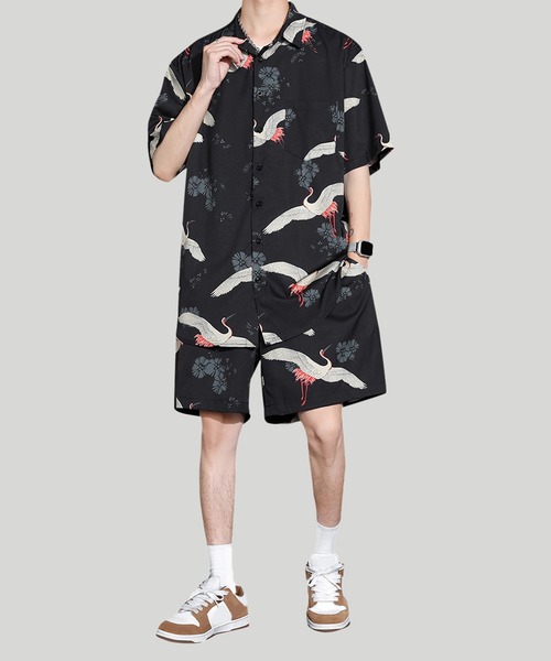 TOBEE(トゥビー)の「【Tobee】オープンカラー アロハシャツ/総柄シャツ&ショートパンツ セットアップ(シャツ/ブラウス・メンズ・ブラック/グリーン/ブルー/ホワイト・LARGE/X-LARGE/MEDIUM)」の6枚目の写真