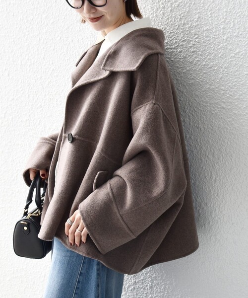 SHIPS any(シップス エニィ)の「【WEB限定】SHIPS any: リバー スタンドカラー ポンチョ ショート コート(その他アウター・レディース・ブラック/ベージュ/ネイビー/ブラウン/キャメル/カーキ/ピンク・ONE SIZE)」の5枚目の写真