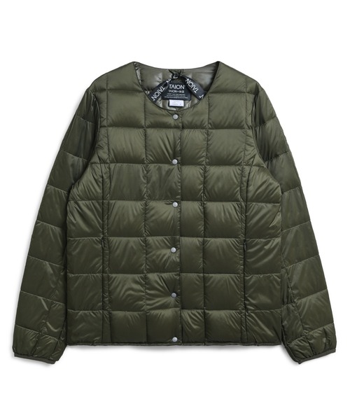 TAION(タイオン)の「【TAION(タイオン)】〈ウィメンズ〉ベーシック クルーネックボタン インナーダウンジャケット(ダウンジャケット/コート・レディース・ネイビー/オレンジ/オフホワイト/ネイビー系6/カーキ/チャコールグレー/ミント/サンドベージュ/ライトグレー/グレー/ダークネイビー/ブラック/チョコ/モカ/チャコール/オリーブ/ベージュ/レオパード/レモンイエロー/ダークオリーブ/キャメル/ダークグリーン/ベージュ系5・XL/L/2XL/M/S)」の15枚目の写真