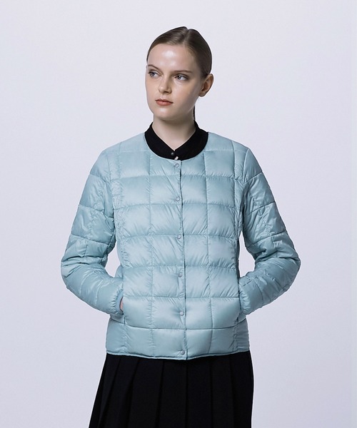 TAION(タイオン)の「【TAION(タイオン)】〈ウィメンズ〉ベーシック クルーネックボタン インナーダウンジャケット(ダウンジャケット/コート・レディース・ネイビー/オレンジ/オフホワイト/ネイビー系6/カーキ/チャコールグレー/ミント/サンドベージュ/ライトグレー/グレー/ダークネイビー/ブラック/チョコ/モカ/チャコール/オリーブ/ベージュ/レオパード/レモンイエロー/ダークオリーブ/キャメル/ダークグリーン/ベージュ系5・XL/L/2XL/M/S)」の16枚目の写真