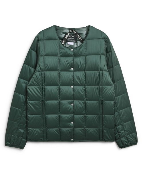 TAION(タイオン)の「【TAION(タイオン)】〈ウィメンズ〉ベーシック クルーネックボタン インナーダウンジャケット(ダウンジャケット/コート・レディース・ネイビー/オレンジ/オフホワイト/ネイビー系6/カーキ/チャコールグレー/ミント/サンドベージュ/ライトグレー/グレー/ダークネイビー/ブラック/チョコ/モカ/チャコール/オリーブ/ベージュ/レオパード/レモンイエロー/ダークオリーブ/キャメル/ダークグリーン/ベージュ系5・XL/L/2XL/M/S)」の12枚目の写真