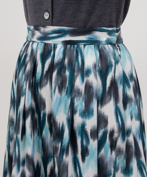 NOLLEY’S（ノーリーズ）の「ウォッシャブルボカシプリントタック＆ギャザースカート（スカート・レディース・ブルー系その他7/パープル系その他3・36/38）」の20枚目の写真