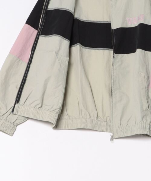 【VANS】color scheme trackjacket アウター NATURAL 国内発送 VANS】color scheme trackjacket アウター NATURAL 国内発送
