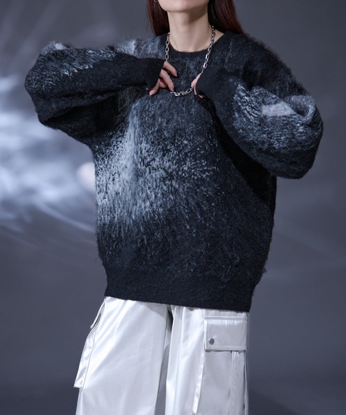 Ellno Loset(エルノロゼット)の「ウールブレンドニュアンスシャギーニット(ニット/セーター・メンズ・ブラック/グレー/ブルー・SMALL/MEDIUM/LARGE)」の6枚目の写真