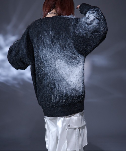 Ellno Loset(エルノロゼット)の「ウールブレンドニュアンスシャギーニット(ニット/セーター・メンズ・ブラック/グレー/ブルー・SMALL/MEDIUM/LARGE)」の9枚目の写真