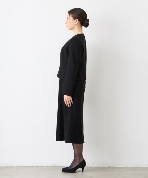 AIMER（エメ）の「【喪服・礼服】ウォッシャブル Vネックノーカラージャケット・前開きワンピース 2点セットブラックフォーマルアンサンブル（スーツセット・レディース・ブラック・7号/9号/11号/13号）」の20枚目の写真