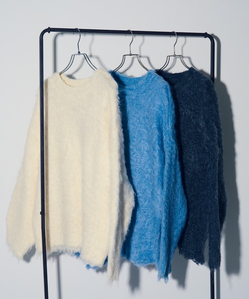 vieux by MAISON BREEZE(ビューバイメゾンブリーズ)の「【vieux by MAISON BREEZE】クルーネックボリュームシャギーニット crewneck Volume shaggy knit #1(ニット/セーター・レディース・ブルー/チャコールグレー/アイボリー・FREE)」の11枚目の写真