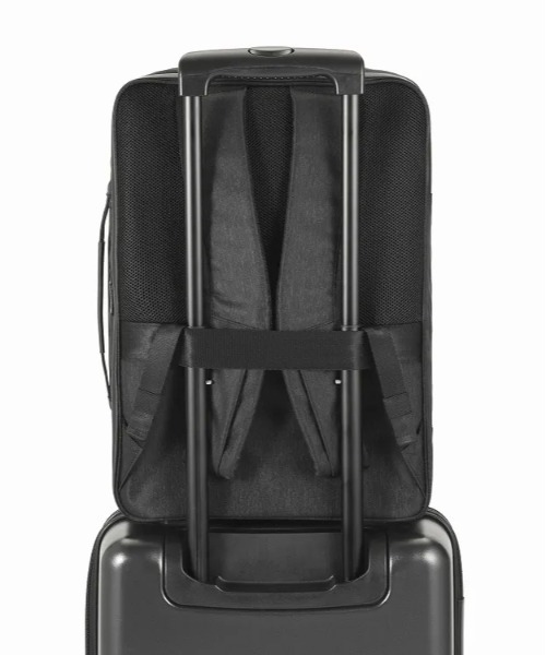 ace.(エース)の「【ace. GENE/エースジーン】 ガジェタブル ヘザー2 スクエアリュック 19L(23L)(バックパック/リュック・メンズ・ブラック・FREE)」の7枚目の写真