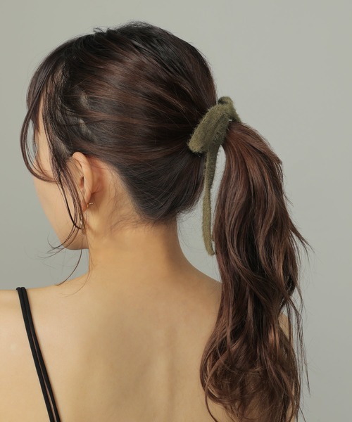 Monocoro toppi（モノコロトッピ）の「ニット スリム リボン ヘアゴム（ヘアゴム・レディース・アイボリー/ブラック/カーキ/ブラウン・フリー）」の19枚目の写真