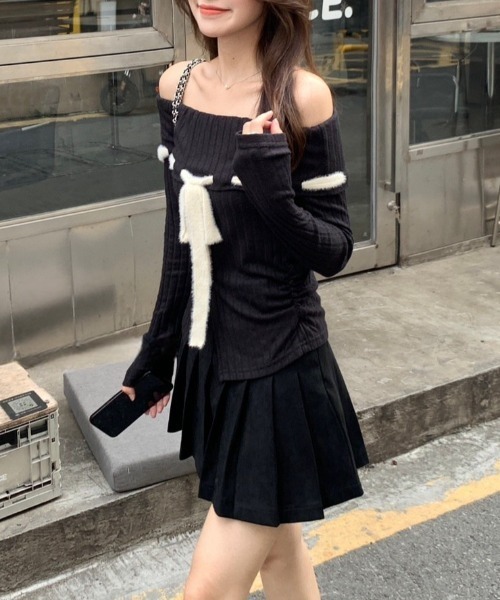 セール】バイカラーボウ付きオフショルニットトップス」（Tシャツ