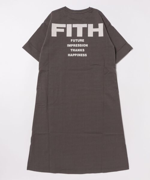 FITH(フィス)の「Smooth Cotton Jersey and Back Logo Dress(ドレス・キッズ・チャコールグレー/グリーン・130/140)」の6枚目の写真