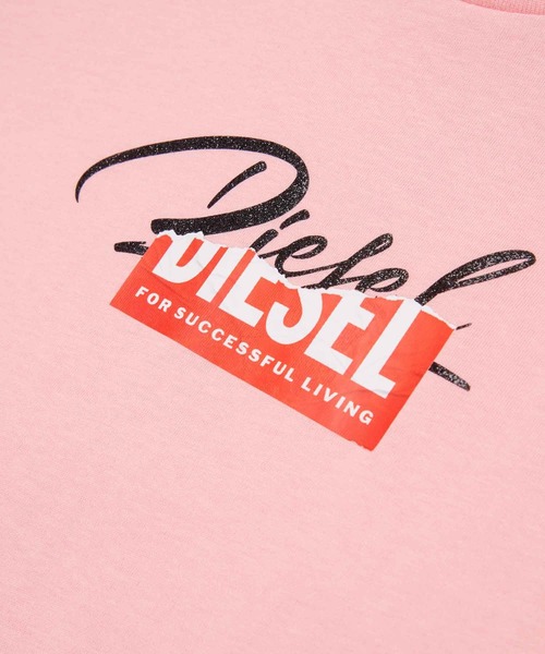 DIESEL KIDS（ディーゼルキッズ）の「DIESEL（ディーゼル）Kids & Junior ブランドロゴ半袖Tシャツカットソー（Tシャツ/カットソー・キッズ・ブラック/ライトピンク/ピンク/ホワイト・4Y/6Y/8Y/10Y/12Y/14Y/16Y）」の9枚目の写真