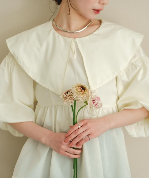 hinari（ヒナリ）の「ビッグカラーペプラムブラウス（シャツ/ブラウス・レディース・アイボリー/クリーム・FREE）」の20枚目の写真