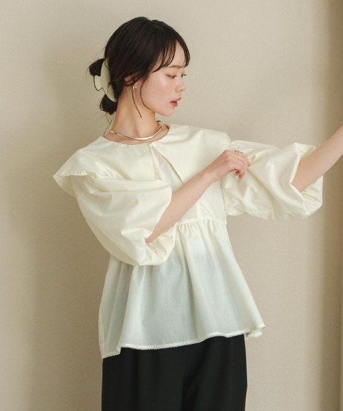 hinari ヒナリ　maru ビッグカラーペプラムブラウス　クリーム　未使用 ビッグカラーペプラムブラウス（シャツ/ブラウス）｜hinari