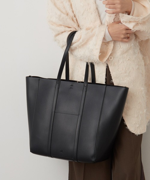 ＆MyuQ（アンドミューク）の「【＆MyuQ】HOLLY トートバッグ A4サイズ収納可能（トートバッグ・レディース・ブラック/キャメル・FREE）」の3枚目の写真