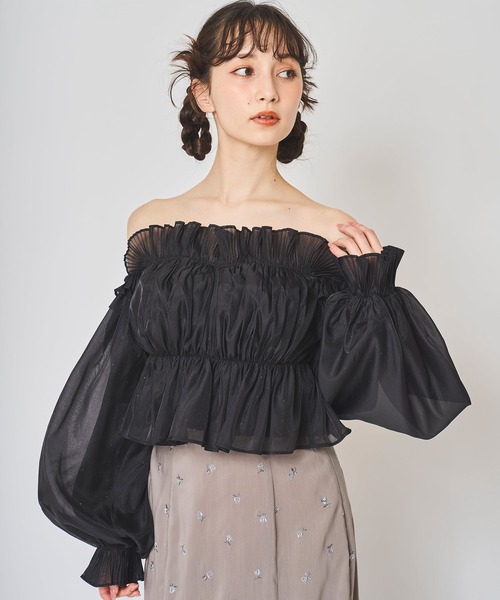 31 Sons de mode(トランテアン ソン ドゥ モード)の「ラインストーンオフショルオーガンブラウス(シャツ/ブラウス・レディース・ブラック/オフホワイト/ピンク・フリー)」の19枚目の写真