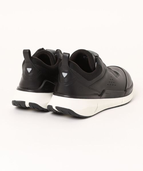 ECCO(エコー)の「ECCO バイオム 2.2 本革 レディース 多用途 アスレジャースニーカー(スニーカー・レディース・ブラック・37/38/36)」の2枚目の写真