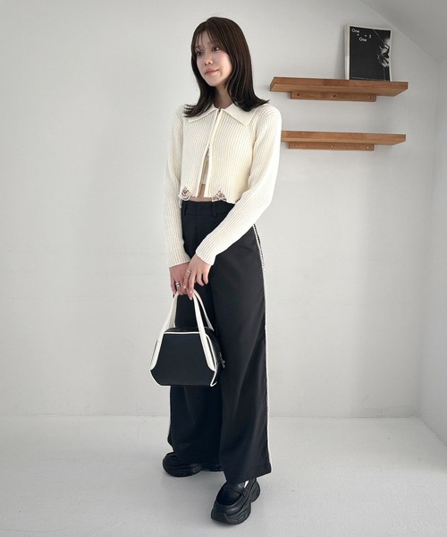 Heather（ヘザー）の「パイピングミニボストンBAG　319882（ボストンバッグ・レディース・ブラック/レッド・ONE SIZE）」の3枚目の写真