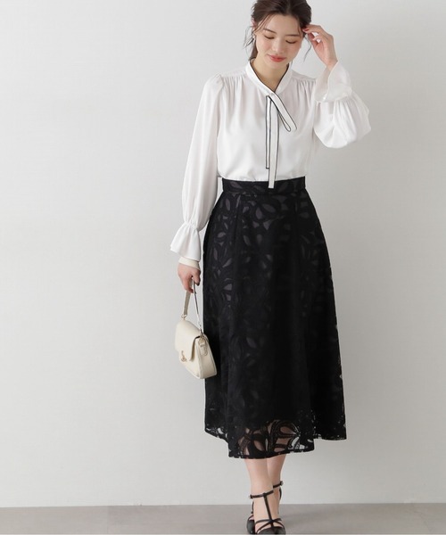 PROPORTION BODY DRESSING（プロポーションボディドレッシング）の「リボンチュールフレアスカート / 1215120302（スカート・レディース・ホワイト系その他/ブルー/ブラック・SMALL/MEDIUM/X-SMALL）」の4枚目の写真