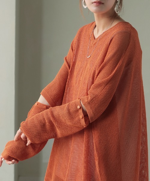 HUG.U(ハグユー)の「半袖 / 長袖 2way ロゴメッシュニット(ニット/セーター・レディース・ブラック/オレンジ/アイボリー/グレー・FREE)」の8枚目の写真