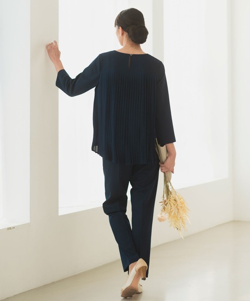 Rebloom(リブルーム Rebloom Reb loom)の「【洗える/セレモニースーツ/セットアップ対応】バックプリーツトップス 単品(シャツ/ブラウス・レディース・ネイビー/ベージュ/ブラック・L/M/S)」の13枚目の写真
