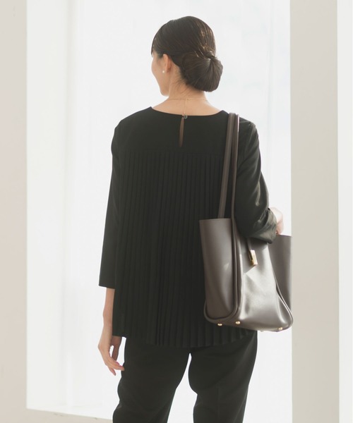 Rebloom(リブルーム Rebloom Reb loom)の「【洗える/セレモニースーツ/セットアップ対応】バックプリーツトップス 単品(シャツ/ブラウス・レディース・ネイビー/ベージュ/ブラック・L/M/S)」の16枚目の写真