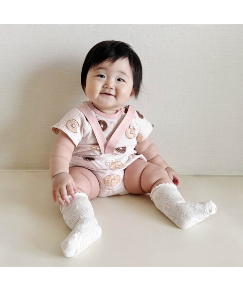 apres les cours（アプレレクール）の「おやつ柄サスペンダー付きブルマ（その他ベビーウェア・キッズ・アイボリー/ピンク・80）」の3枚目の写真