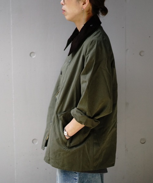 Barbour(バブアー)の「BARBOUR (バブアー) TRANSPORT/ピーチスキン コットン ショートレングスブルゾン(ブルゾン・レディース・その他10/ベージュ・38/36)」の9枚目の写真