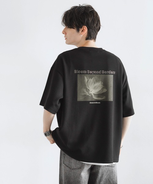 RAGEBLUE（レイジブルー）の「フラワーフォトプリント/オーバーサイズポンチTシャツ（Tシャツ/カットソー・メンズ・ブラック/ライトグレー/ホワイト/ライトブルー/ダークグリーン・SMALL/LARGE/MEDIUM）」の3枚目の写真